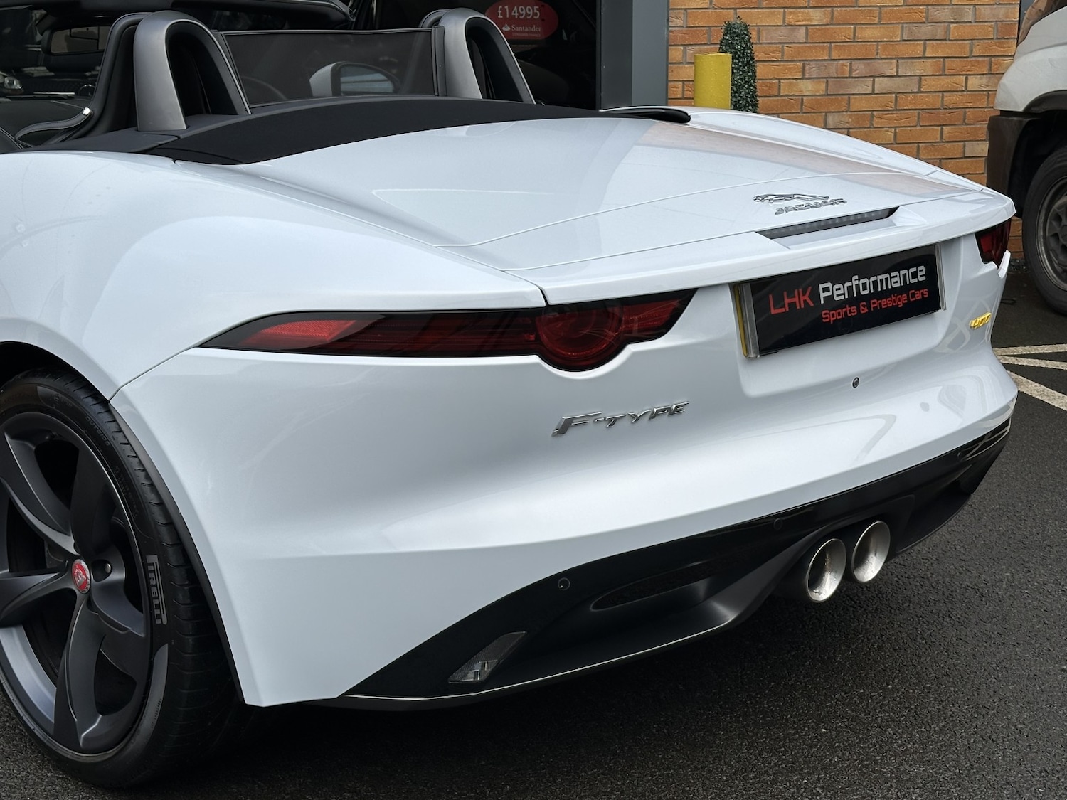 Used Jaguar F-Type 2018 for sale - 77438245: Photo 11
