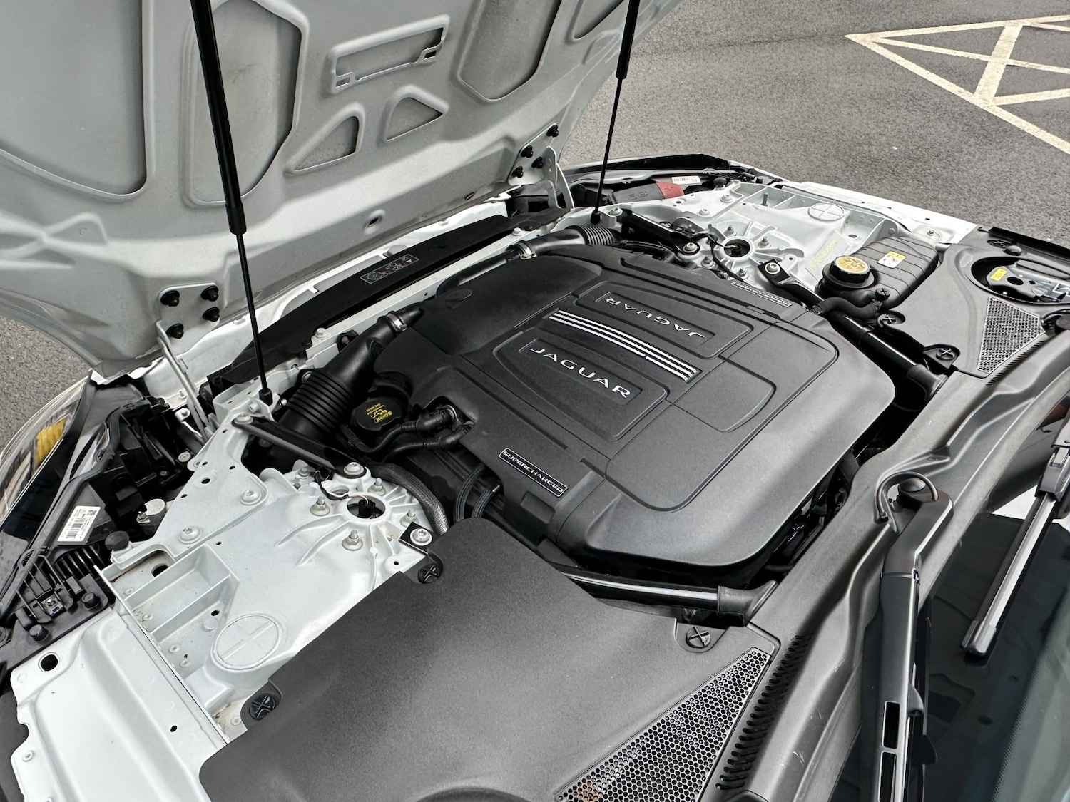 Used Jaguar F-Type 2018 for sale - 77438245: Photo 36