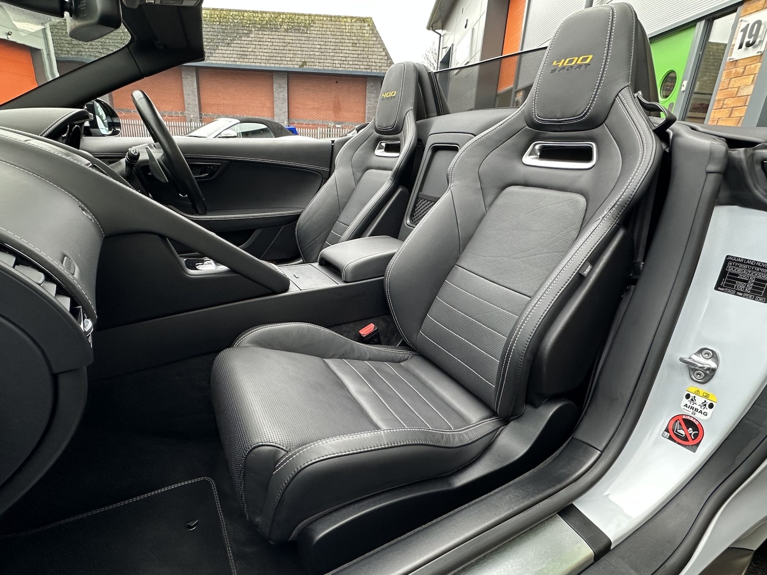 Used Jaguar F-Type 2018 for sale - 77438245: Photo 5