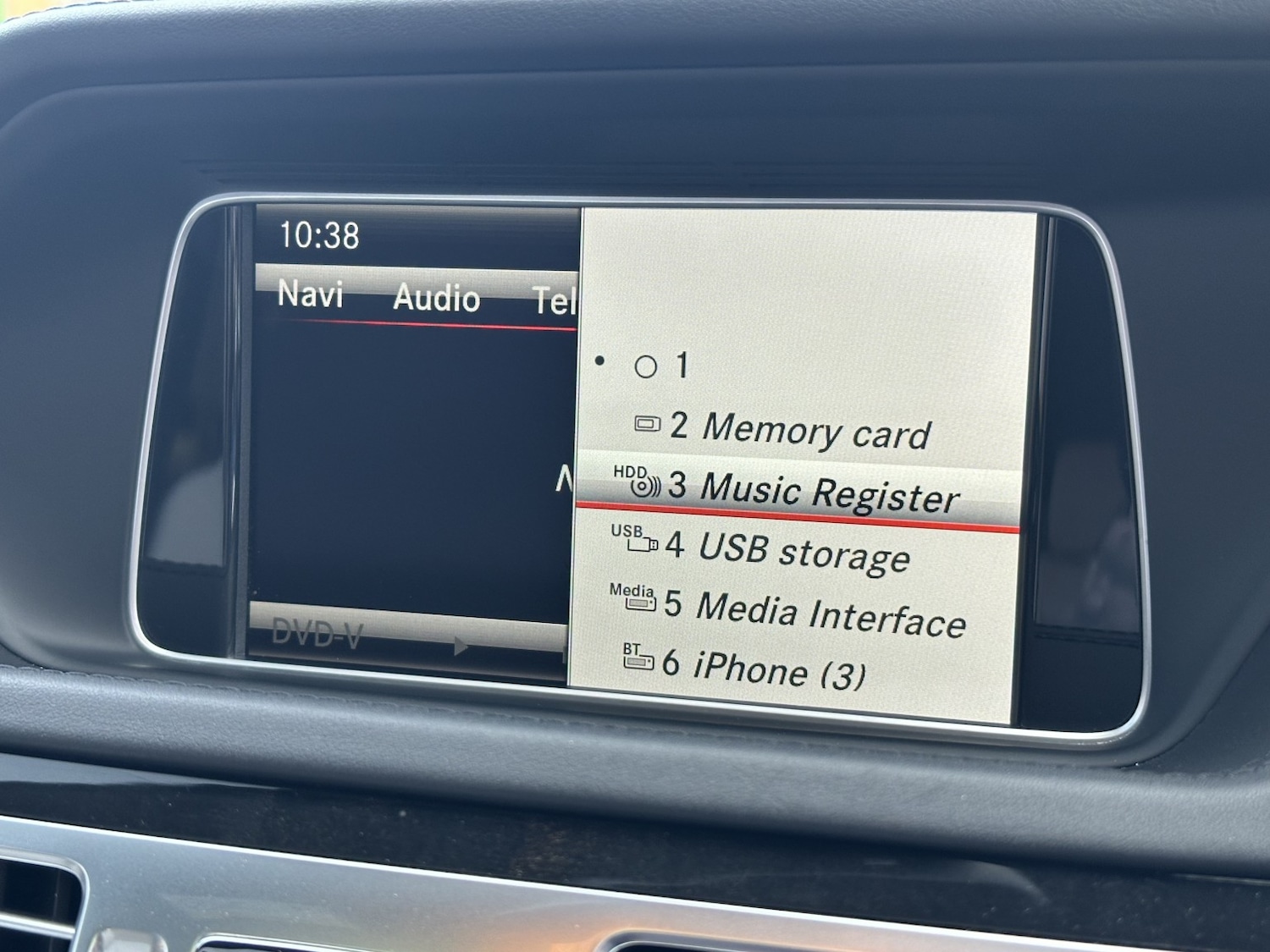 Used Mercedes-Benz E Class 2015 for sale - 76439938: Photo 13