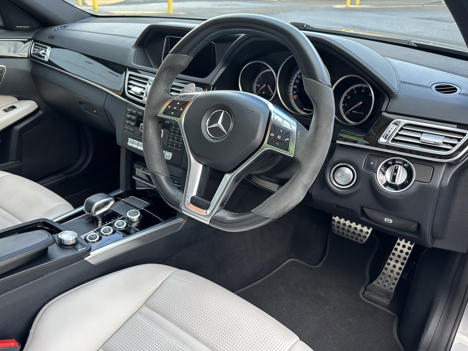 Used Mercedes-Benz E Class 2015 for sale - 76439938: Photo 3