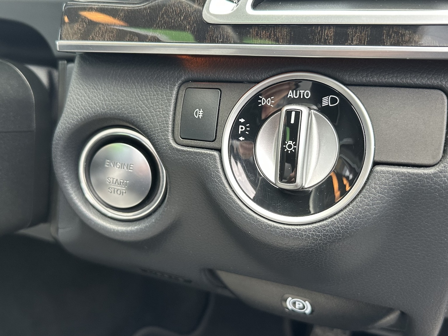 Used Mercedes-Benz E Class 2015 for sale - 76439938: Photo 31