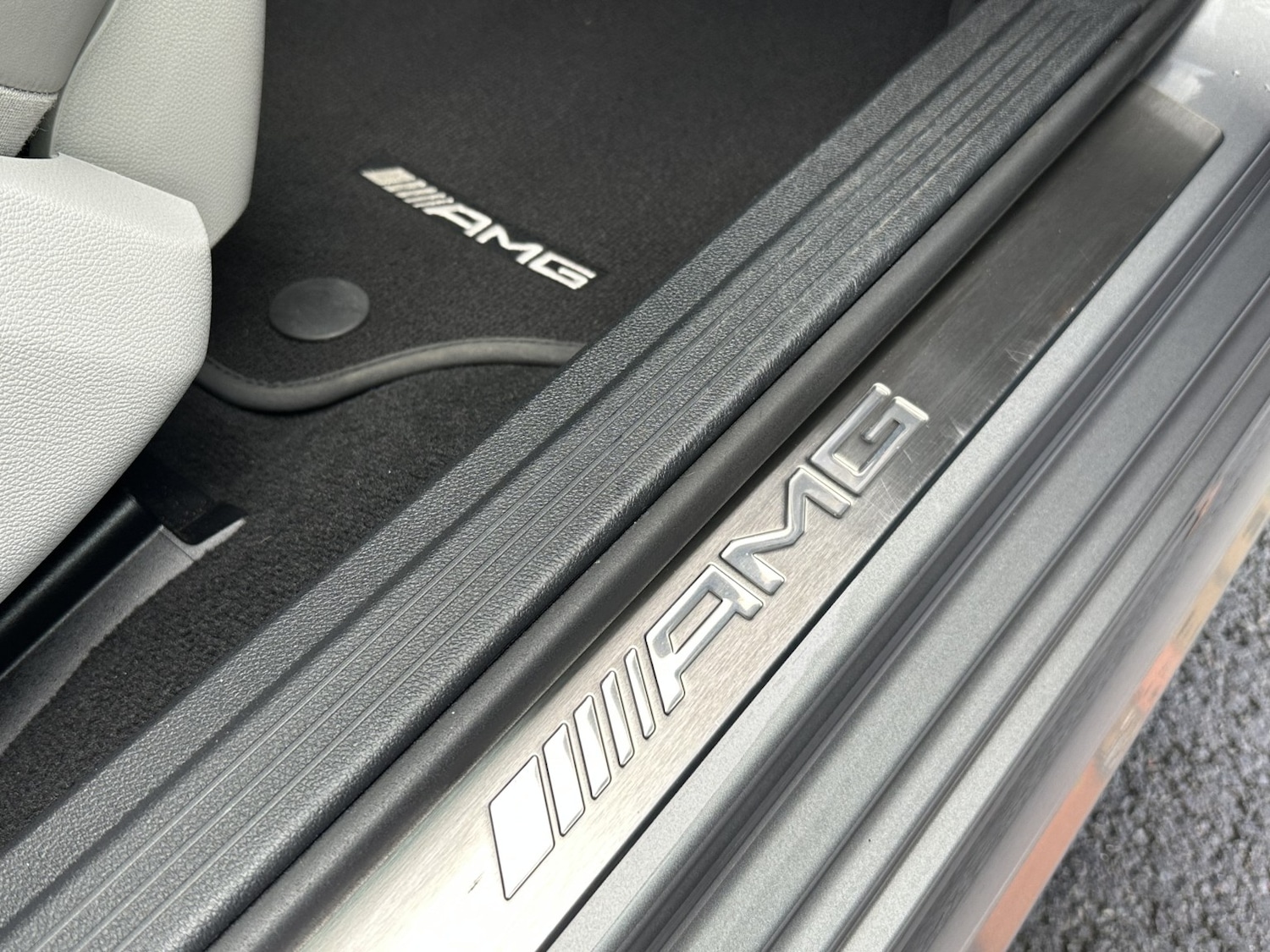 Used Mercedes-Benz E Class 2015 for sale - 76439938: Photo 32