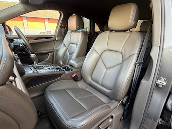 Used Porsche Macan 2015 for sale - 75692362: Photo