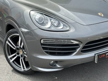 Used Porsche Cayenne 2014 for sale - 79246629: Photo