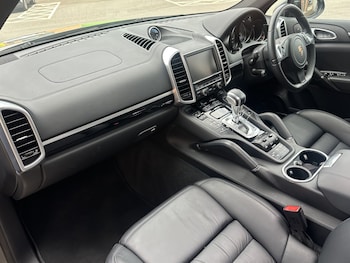 Used Porsche Cayenne 2014 for sale - 79246629: Photo