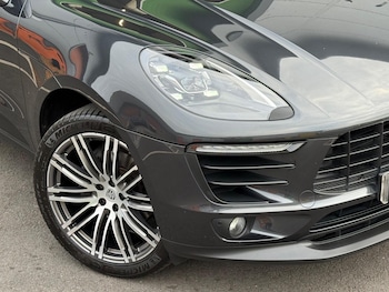 Used Porsche Macan 2016 for sale - 75692292: Photo