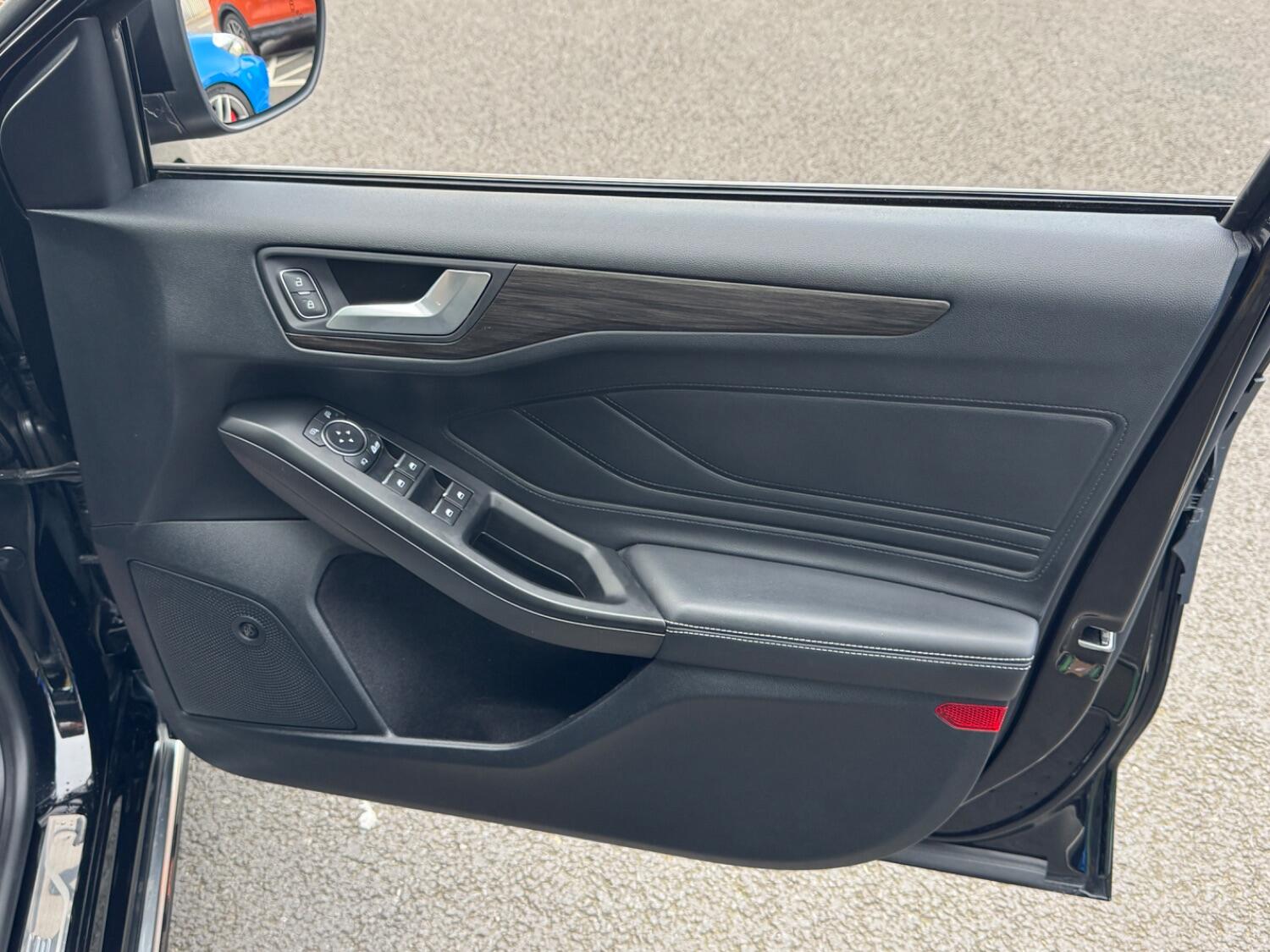 Used Ford Focus 2020 for sale - 76605921: Photo 17