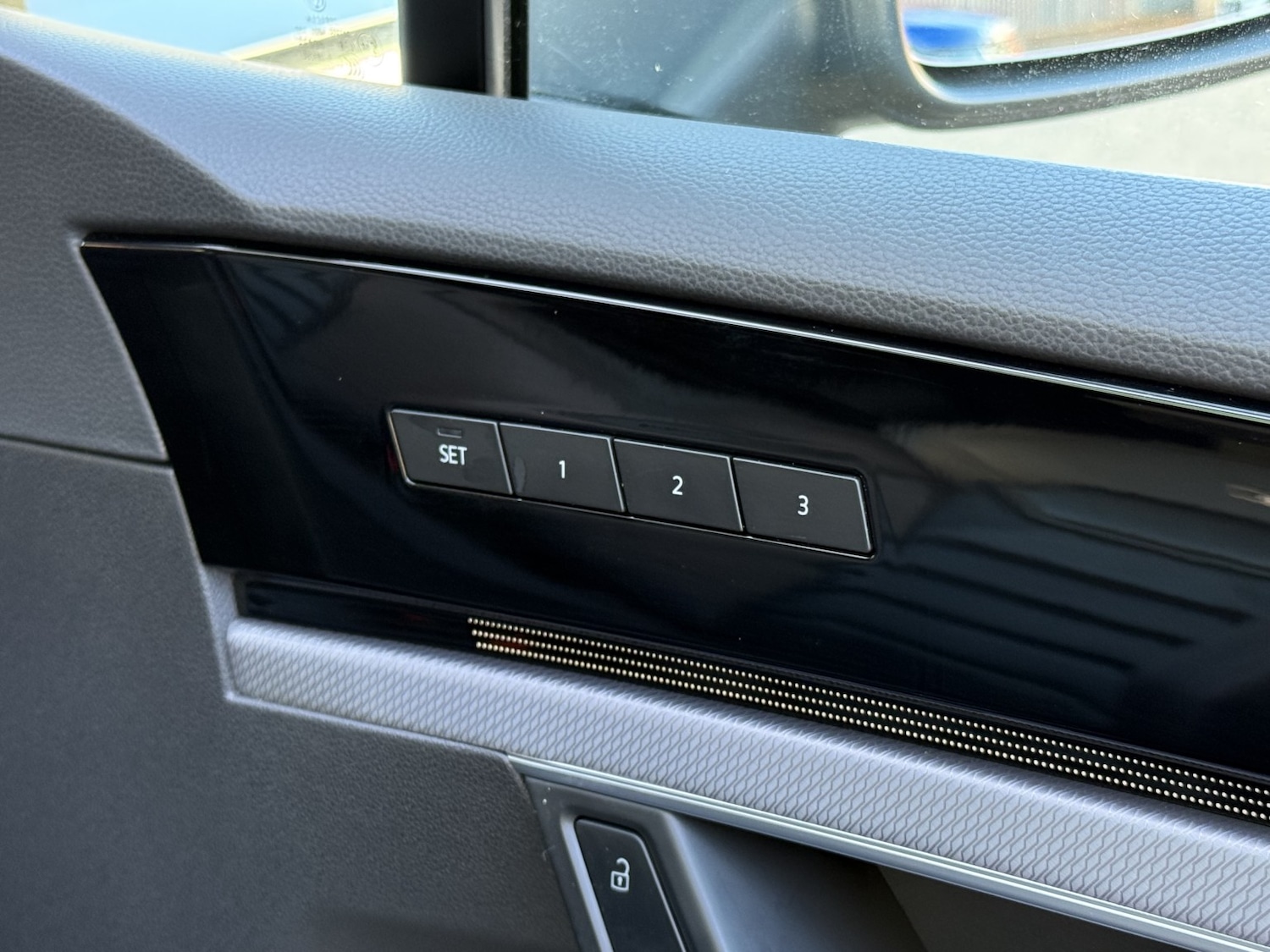 Used Volkswagen Touareg 2020 for sale - 76637457: Photo 36