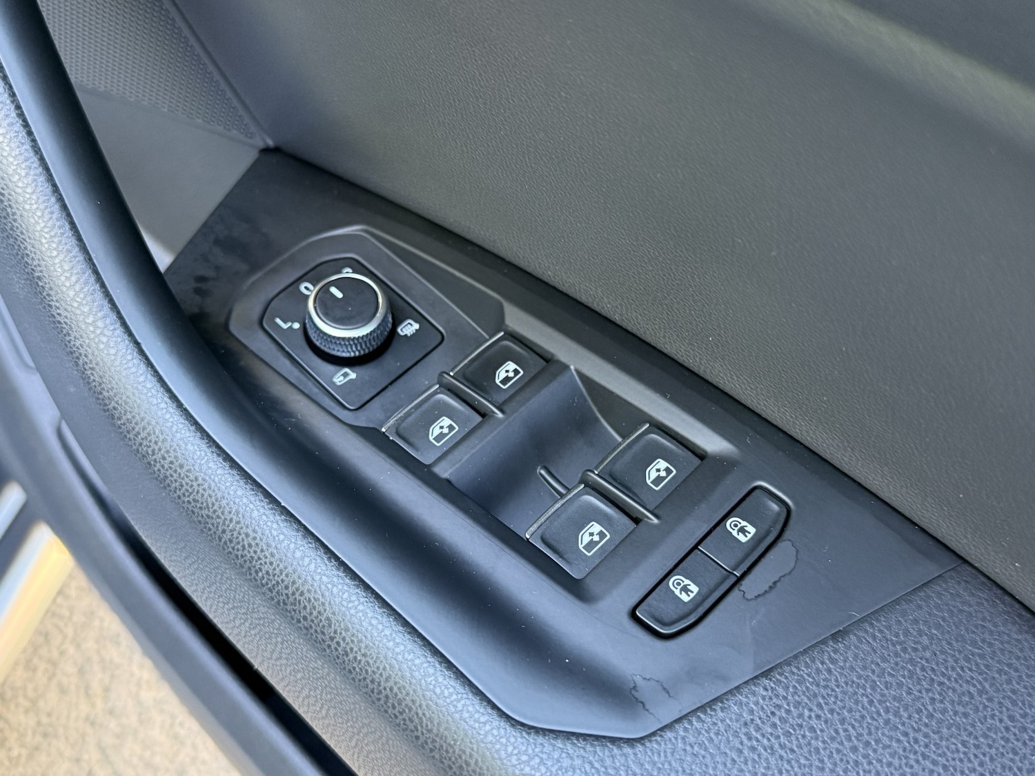 Used Volkswagen Touareg 2020 for sale - 76637457: Photo 37