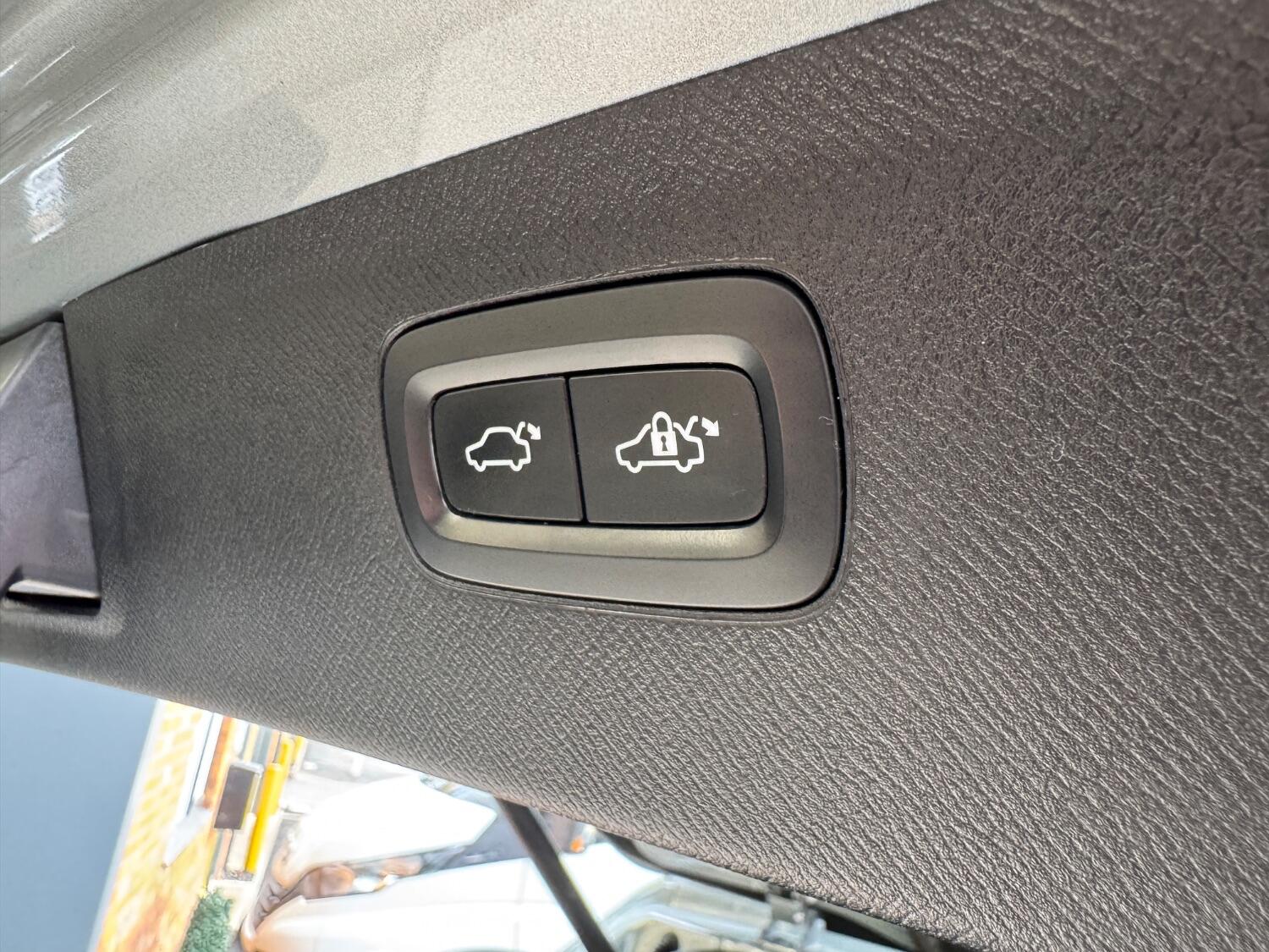 Used Volvo XC90 2017 for sale - 76963366: Photo 18