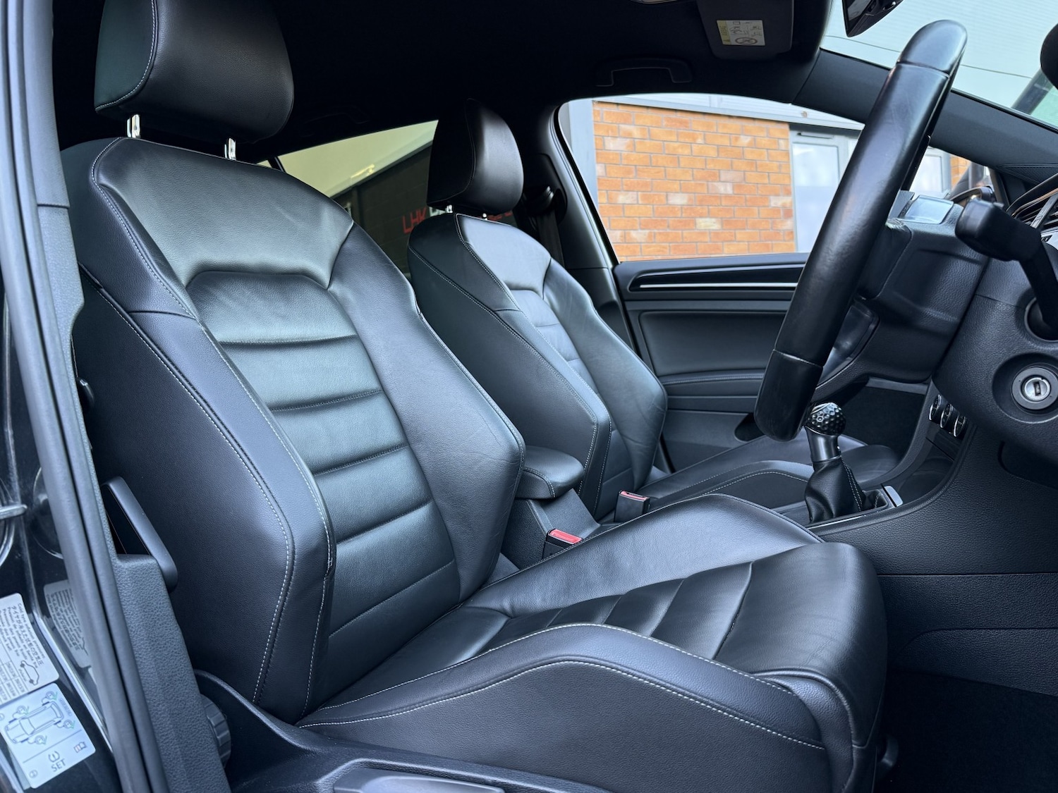 Used Volkswagen Golf 2015 for sale - 76637448: Photo 5