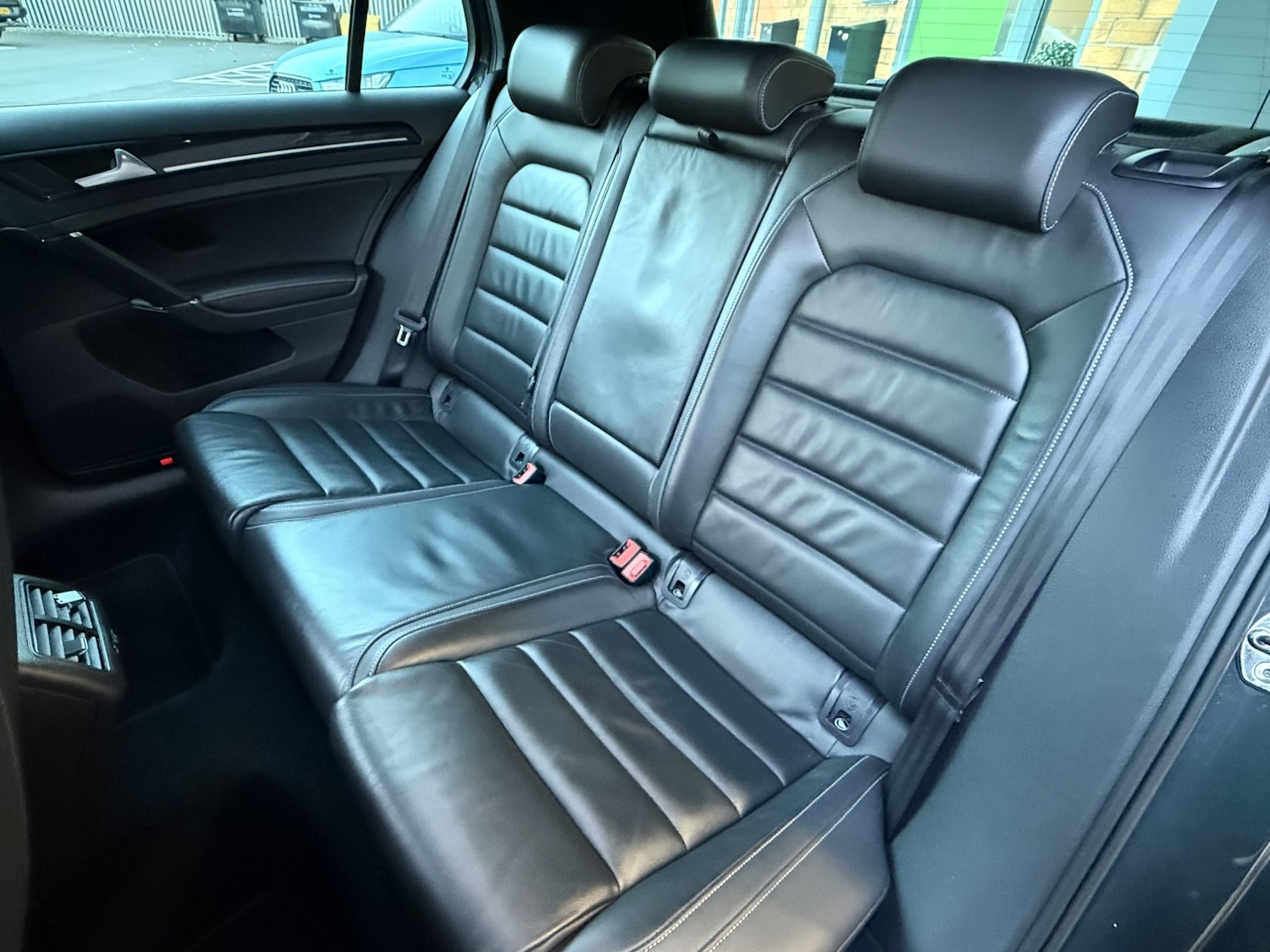 Used Volkswagen Golf 2015 for sale - 76637448: Photo 6