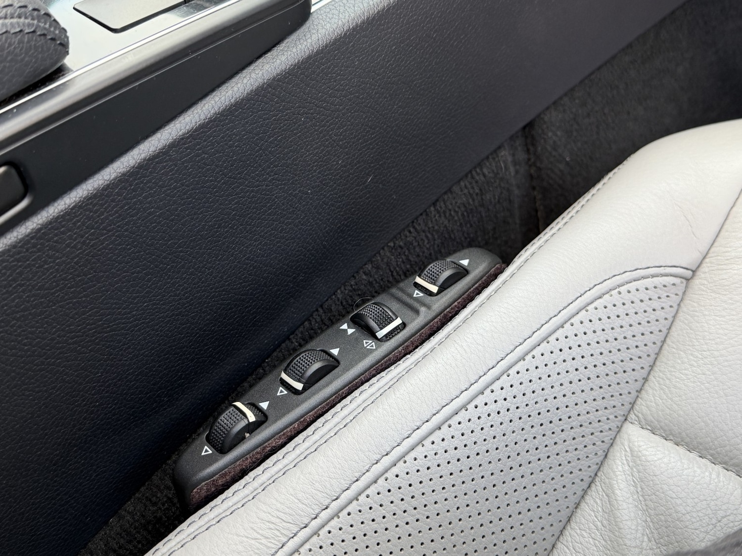 Used Mercedes-Benz E Class 2014 for sale - 77008129: Photo 20