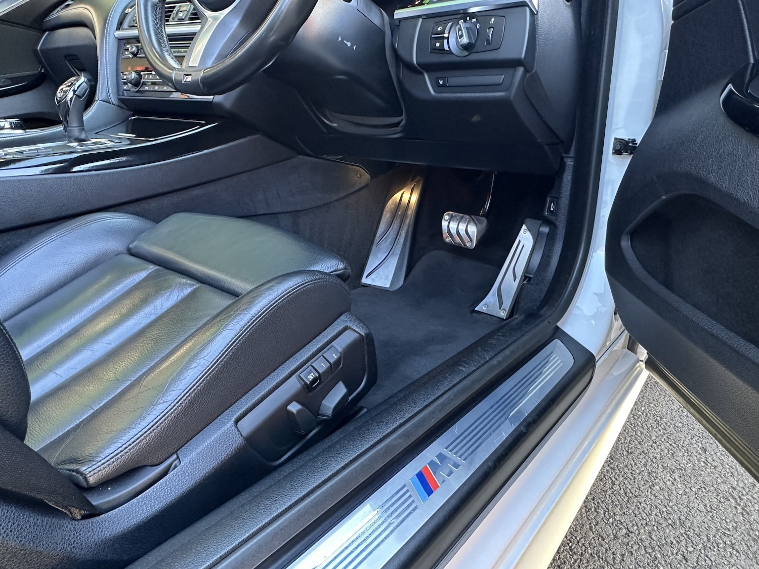 Used BMW 6 Series 2018 for sale - 77953908: Photo 32