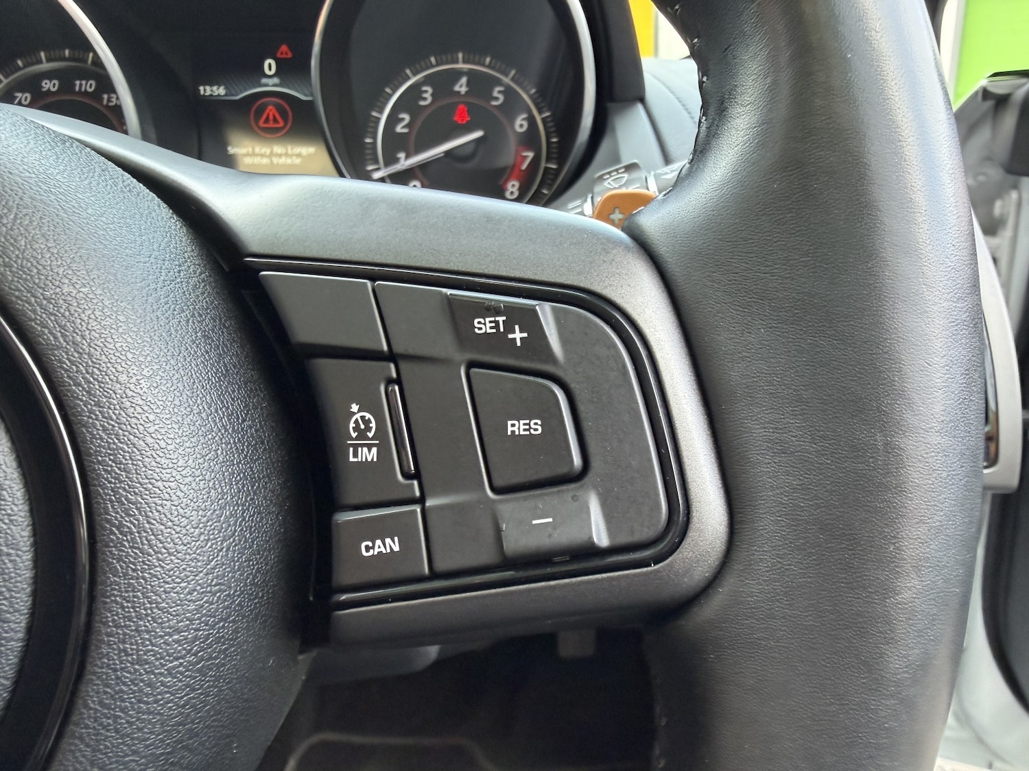 Used Jaguar F-Type 2016 for sale - 77668626: Photo 14