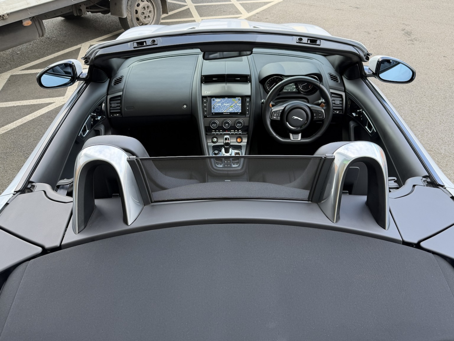 Used Jaguar F-Type 2016 for sale - 77668626: Photo 8