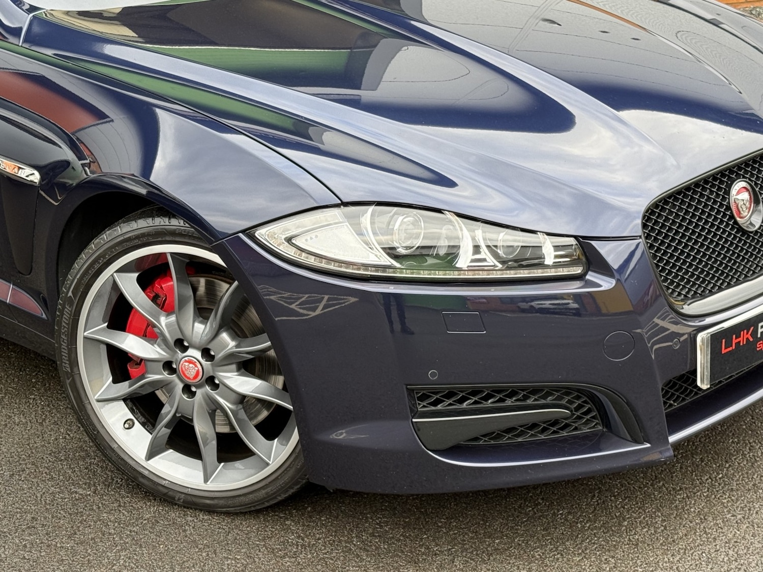 Used Jaguar XF 2015 for sale - 77562559: Photo 2