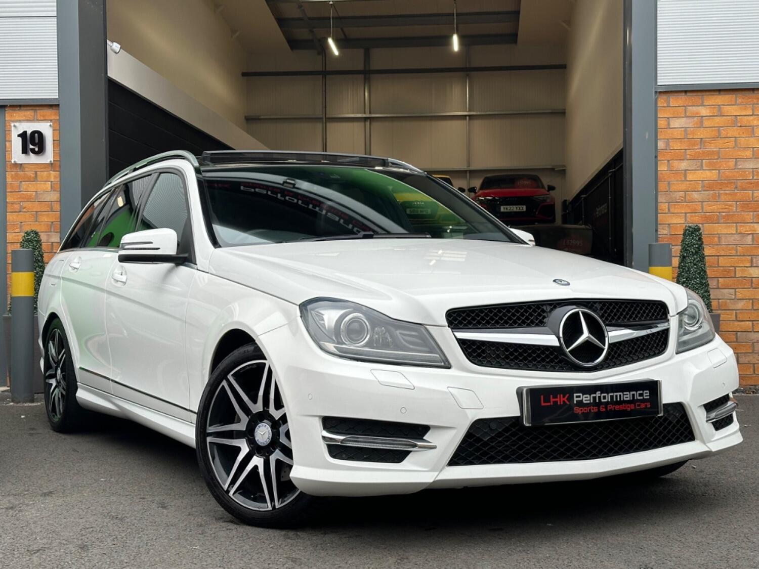 Used Mercedes-Benz C Class 2013 for sale - 76963450: Photo 1