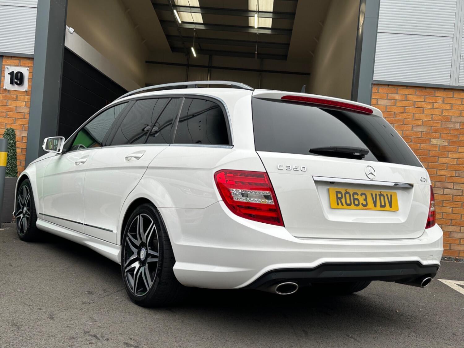 Used Mercedes-Benz C Class 2013 for sale - 76963450: Photo 16