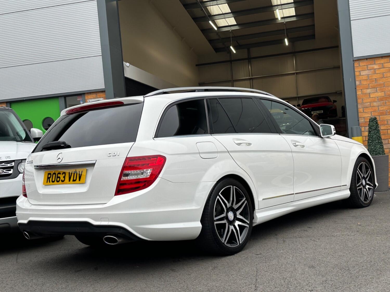 Used Mercedes-Benz C Class 2013 for sale - 76963450: Photo 17