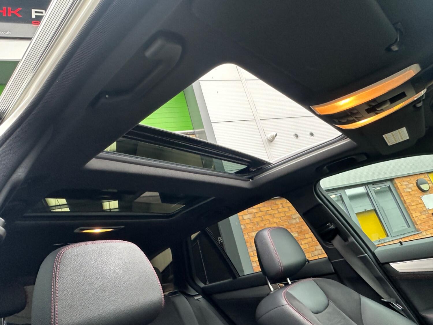 Used Mercedes-Benz C Class 2013 for sale - 76963450: Photo 25