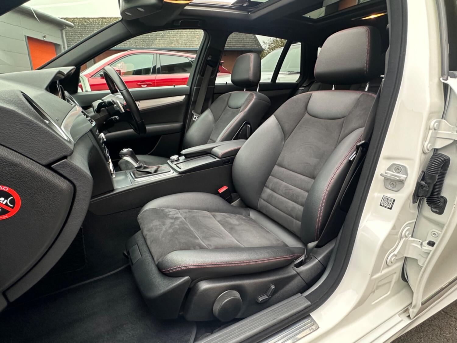 Used Mercedes-Benz C Class 2013 for sale - 76963450: Photo 5