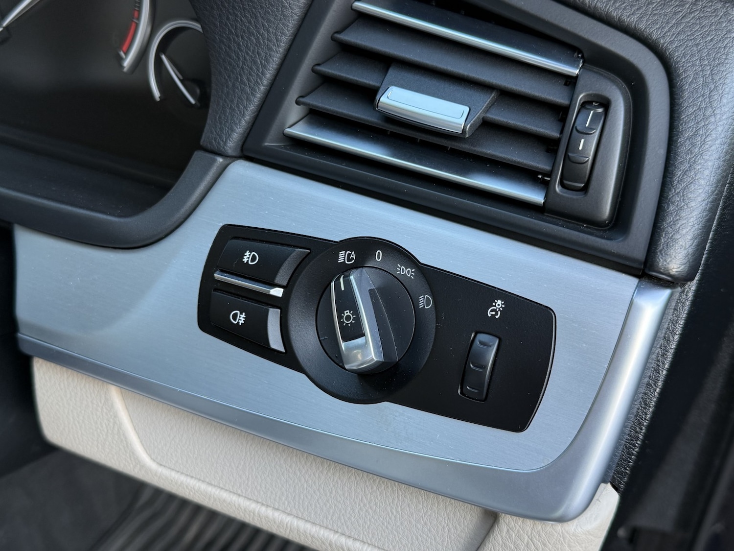 Used BMW 5 Series 2015 for sale - 77766537: Photo 27