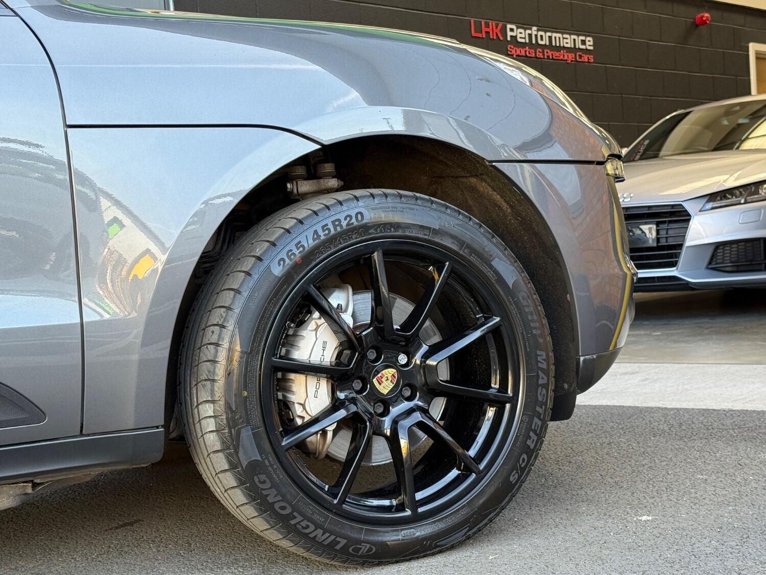 Used Porsche Macan 2015 for sale - 76769161: Photo 16