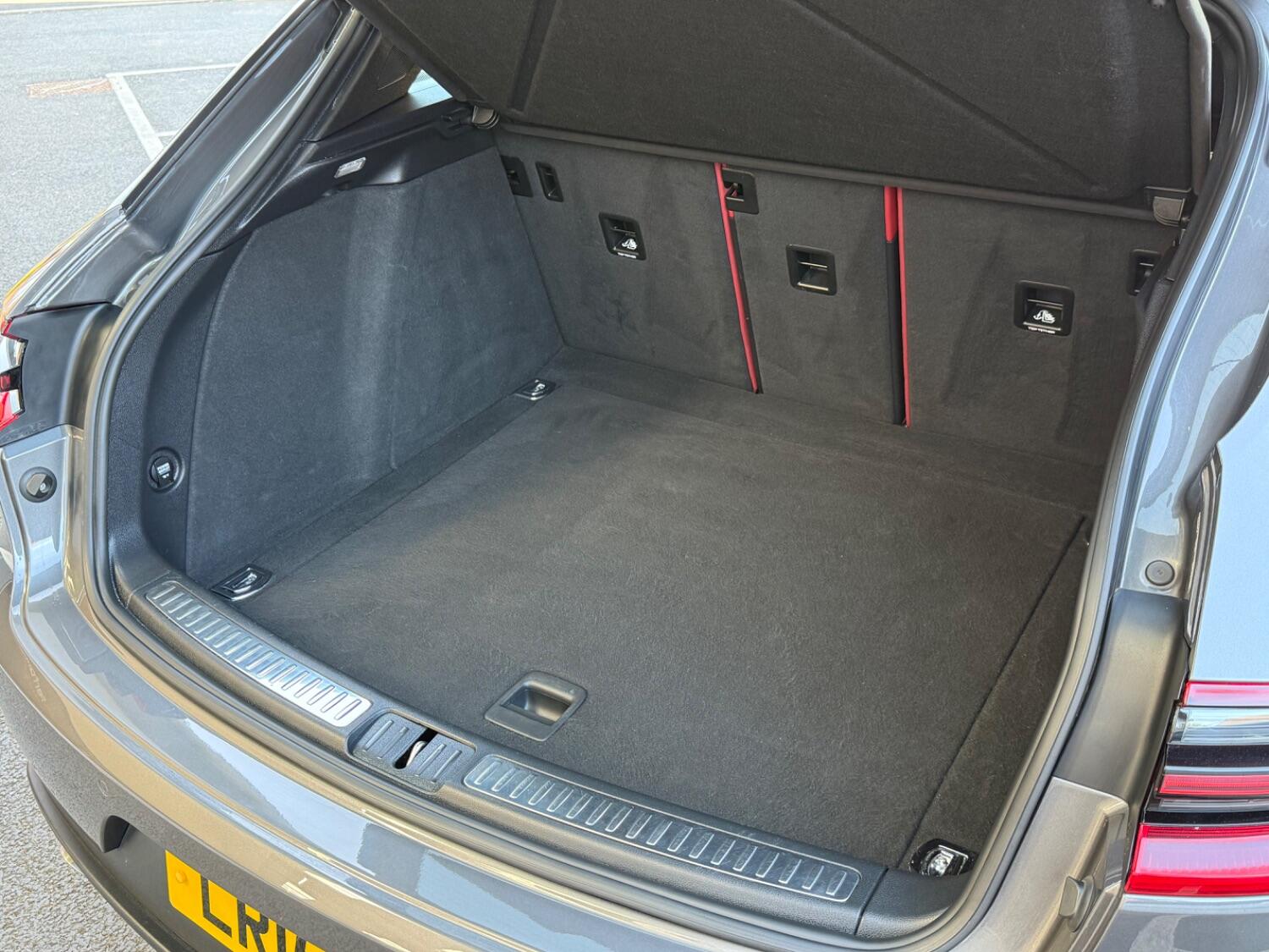 Used Porsche Macan 2015 for sale - 76769161: Photo 20