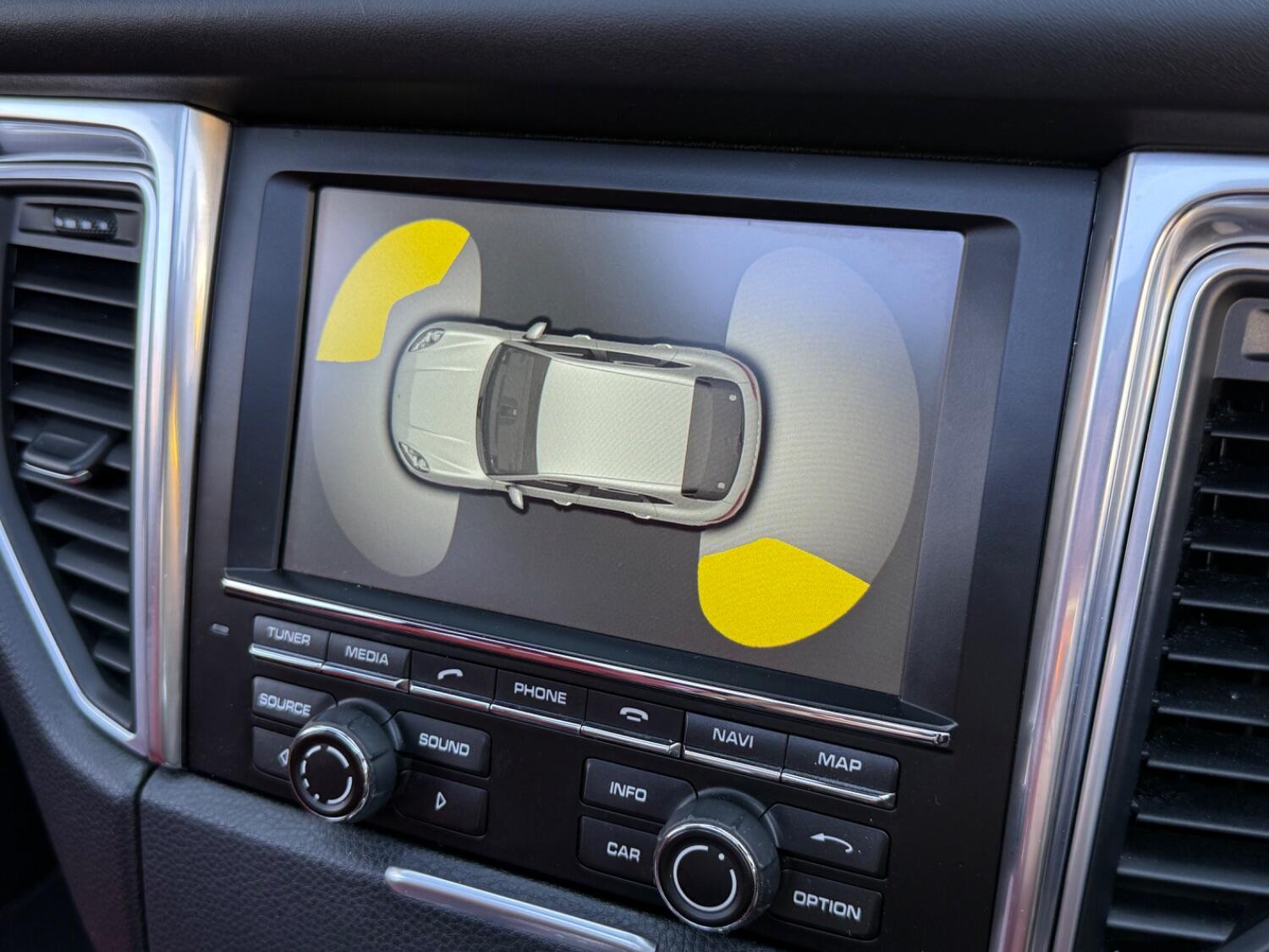 Used Porsche Macan 2015 for sale - 76769161: Photo 24