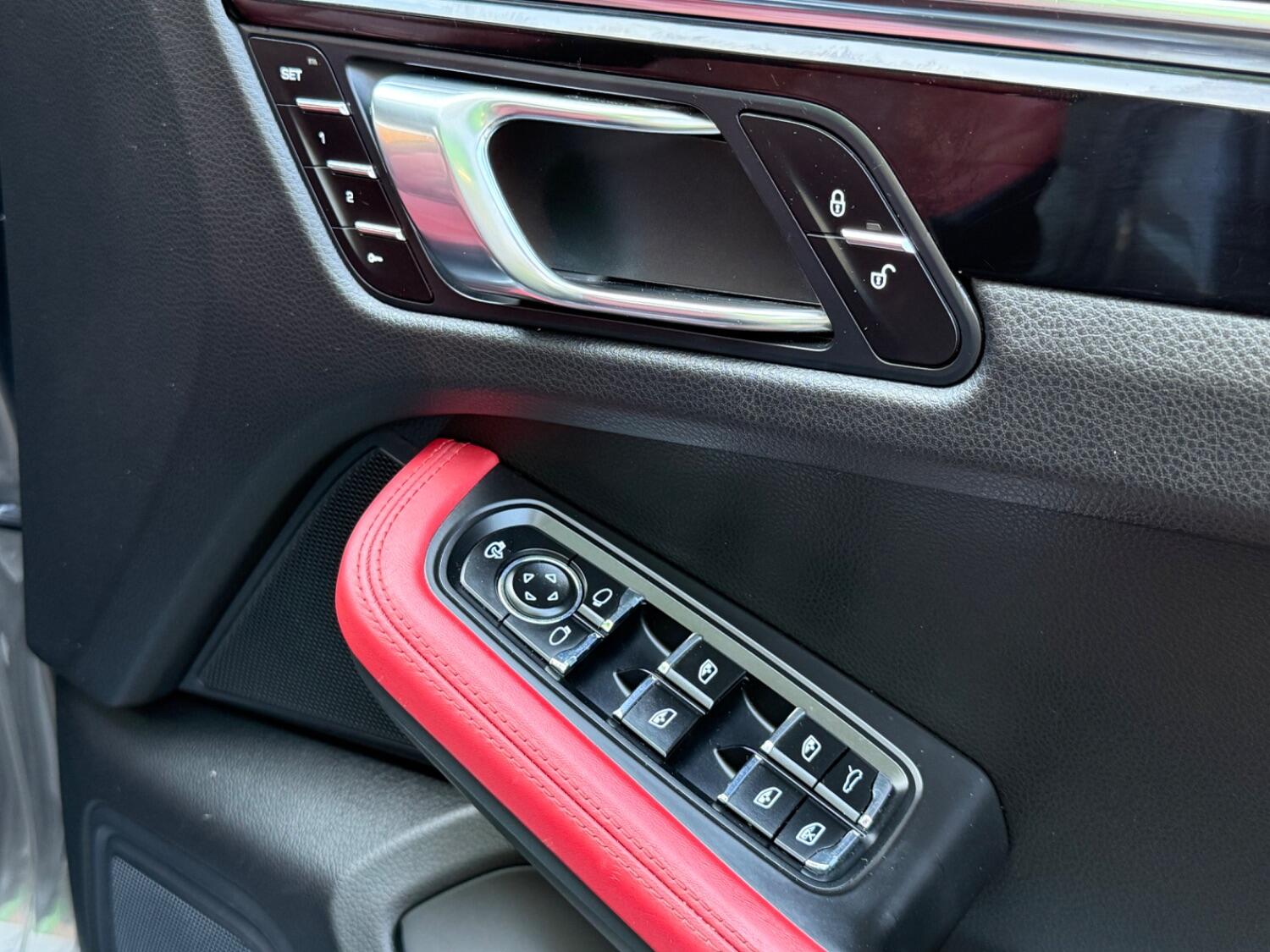 Used Porsche Macan 2015 for sale - 76769161: Photo 29