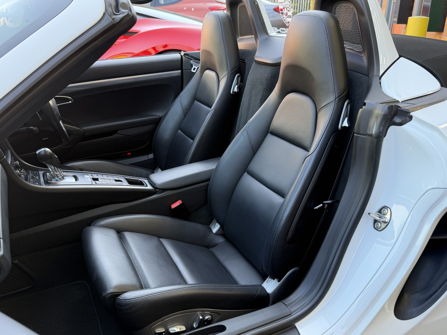 Used Porsche Boxster 2012 for sale - 78168947: Photo 5