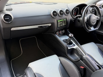 Used Audi TT 2011 for sale - 79372160: Photo