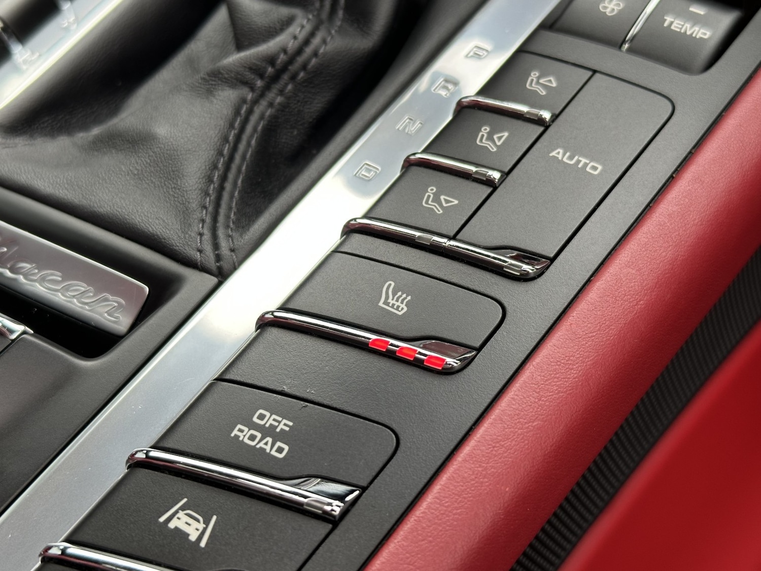 Used Porsche Macan 2015 for sale - 76305467: Photo 12