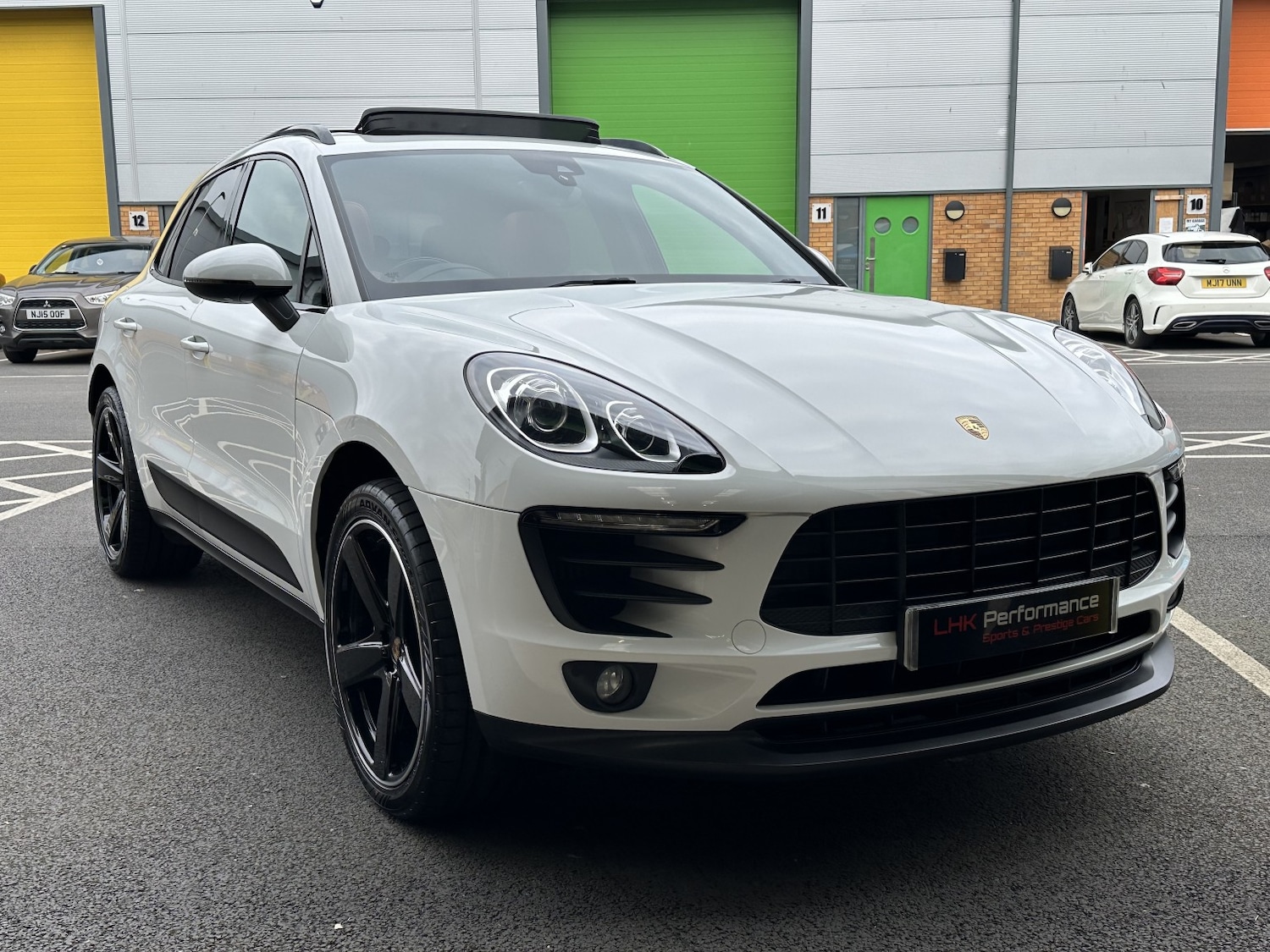Used Porsche Macan 2015 for sale - 76305467: Photo 27