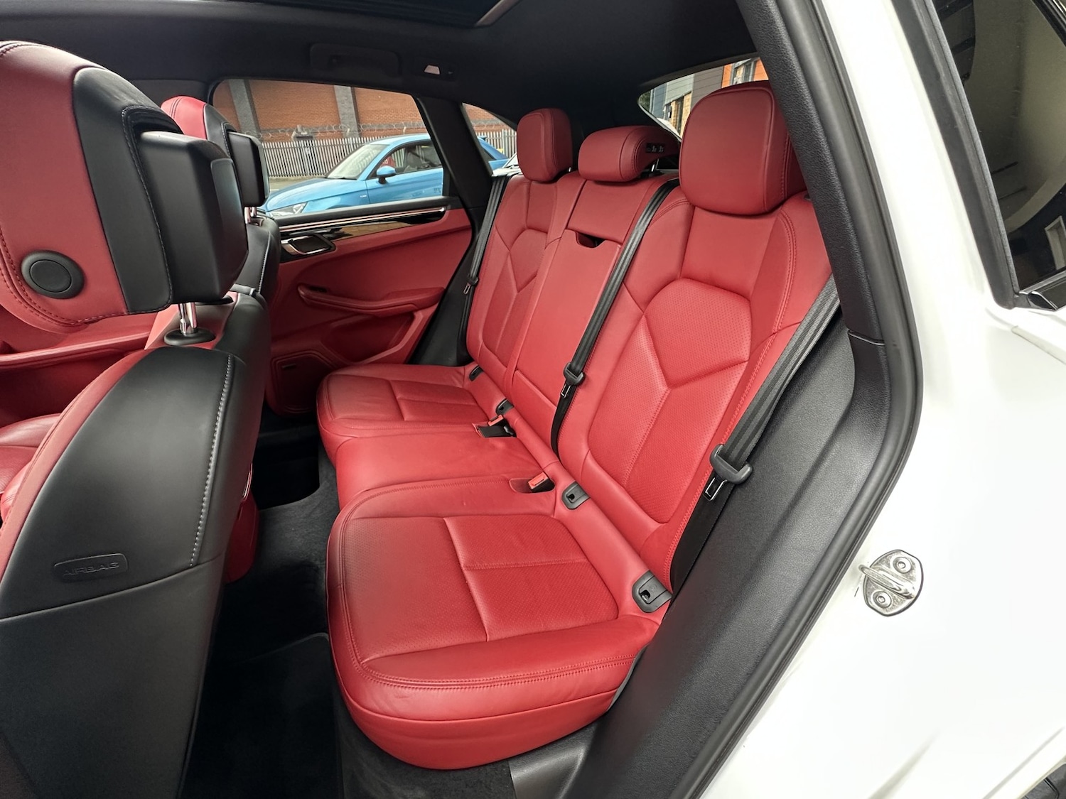 Used Porsche Macan 2015 for sale - 76305467: Photo 7