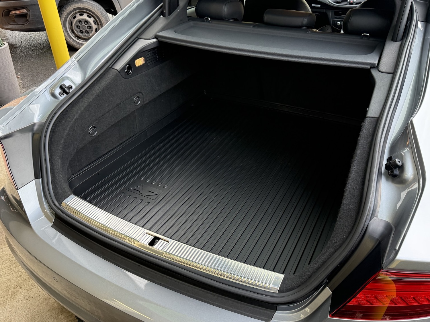 Used Audi A7 2015 for sale - 77536079: Photo 17