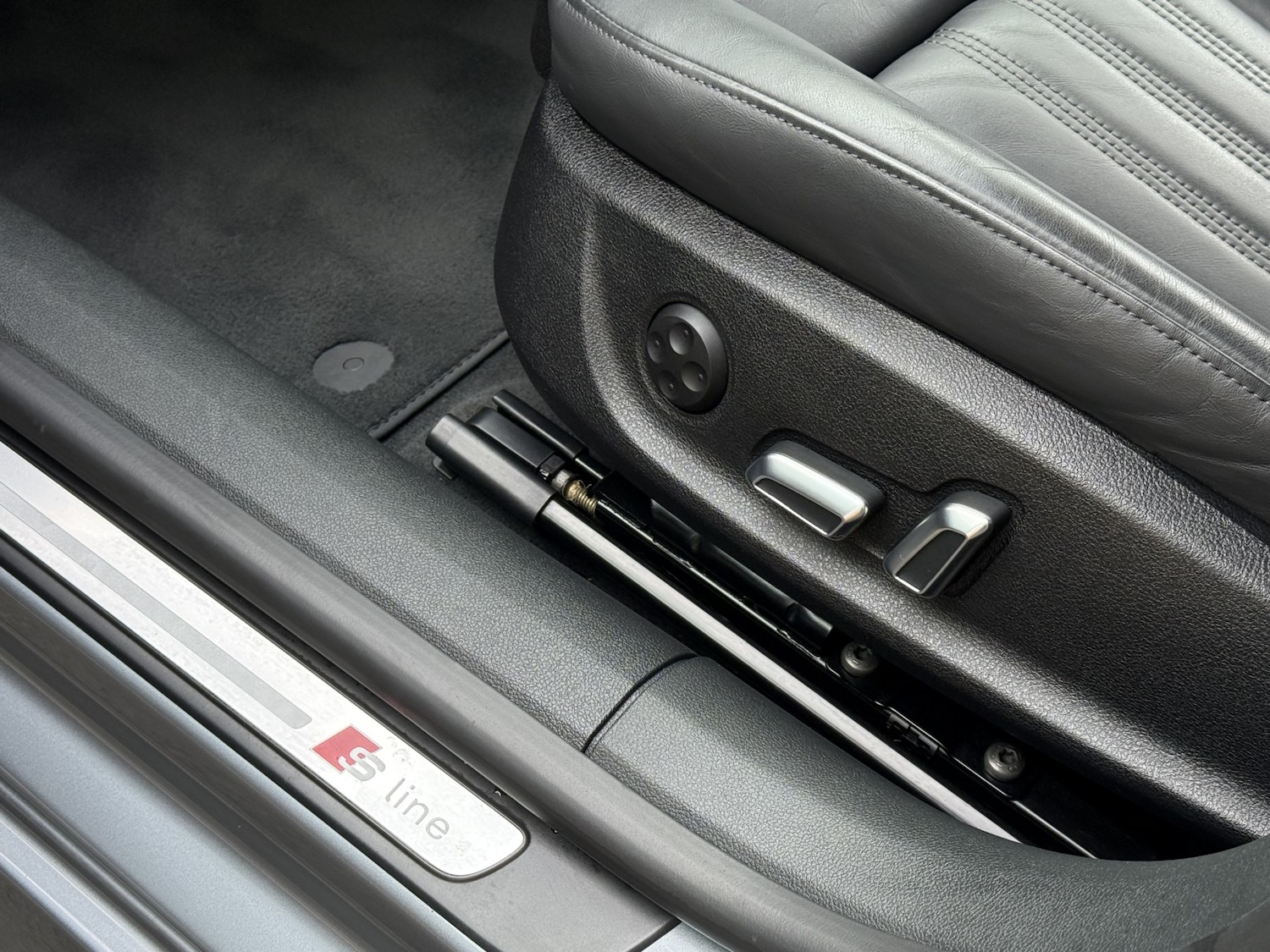 Used Audi A7 2015 for sale - 77536079: Photo 30