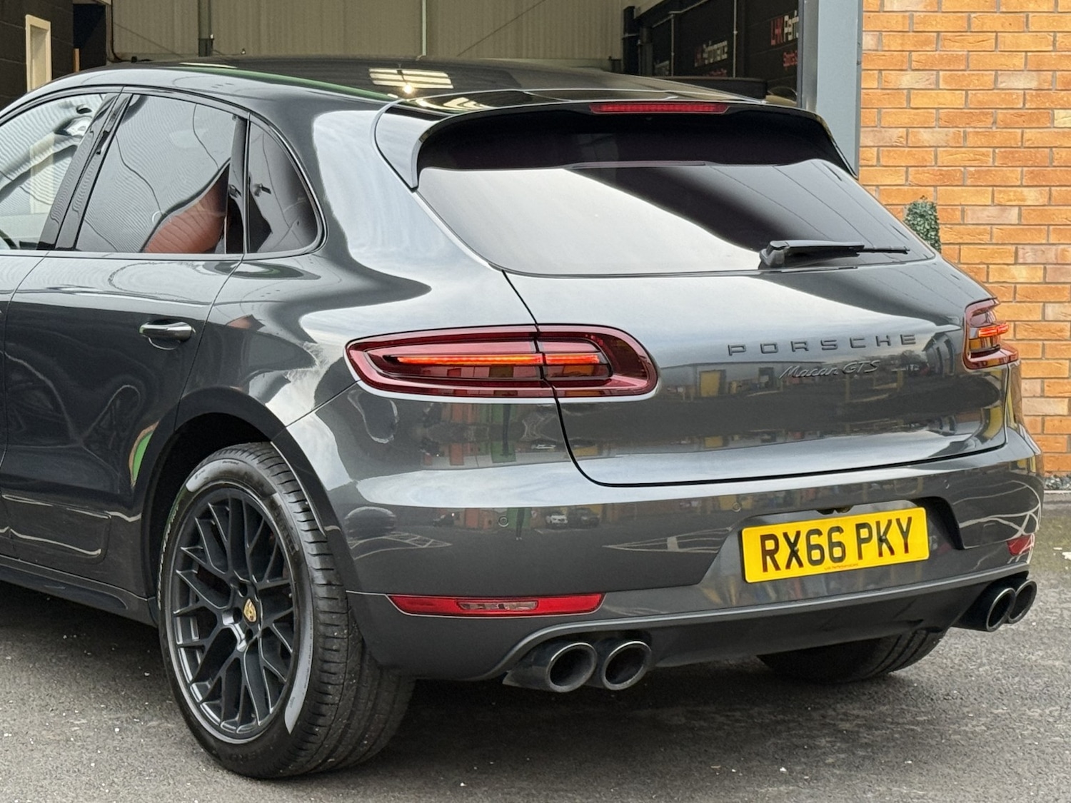 Used Porsche Macan 2016 for sale - 77201218: Photo 13