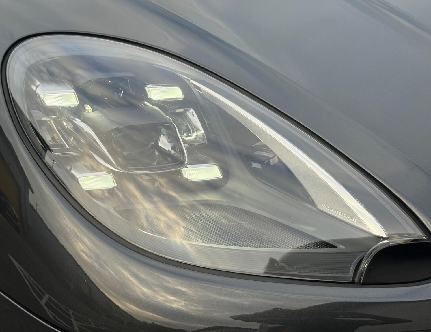 Used Porsche Macan 2016 for sale - 77201218: Photo 16