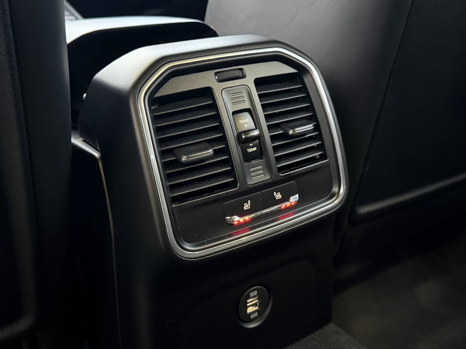 Used Porsche Macan 2016 for sale - 77201218: Photo 32