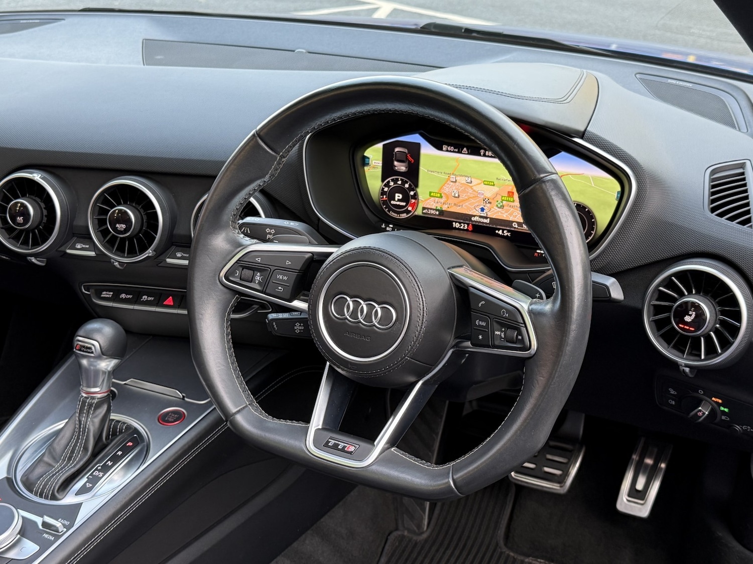 Used Audi TT 2017 for sale - 76799188: Photo 3