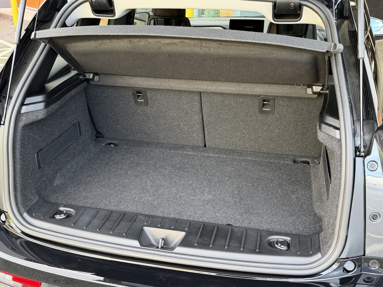 Used BMW i3 2020 for sale - 76407469: Photo 30