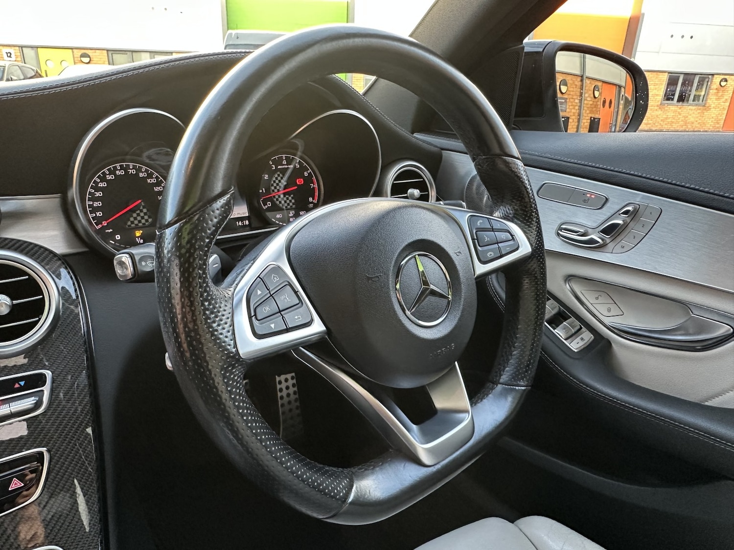 Used Mercedes-Benz C Class 2016 for sale - 76799217: Photo 25