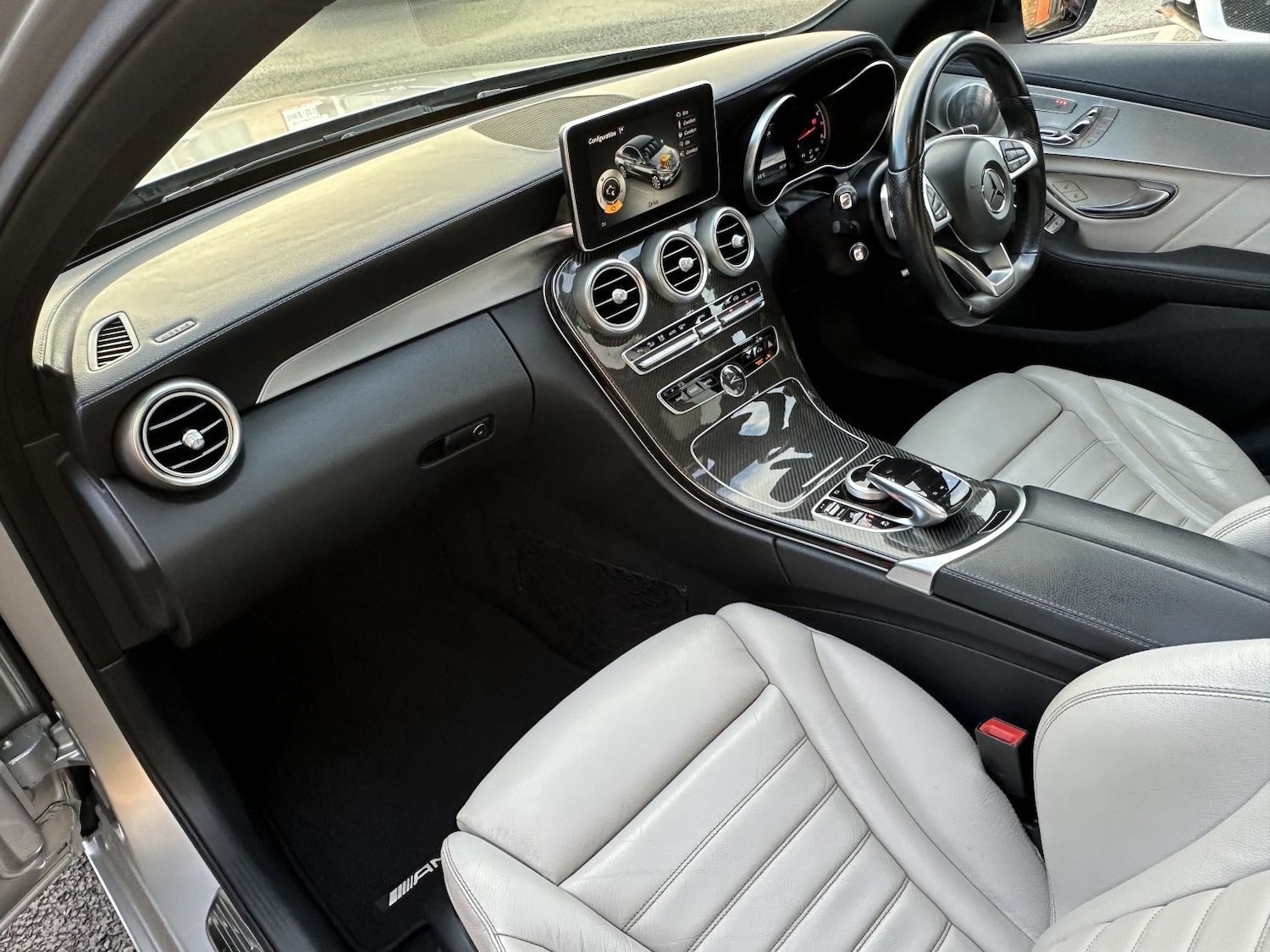 Used Mercedes-Benz C Class 2016 for sale - 76799217: Photo 4