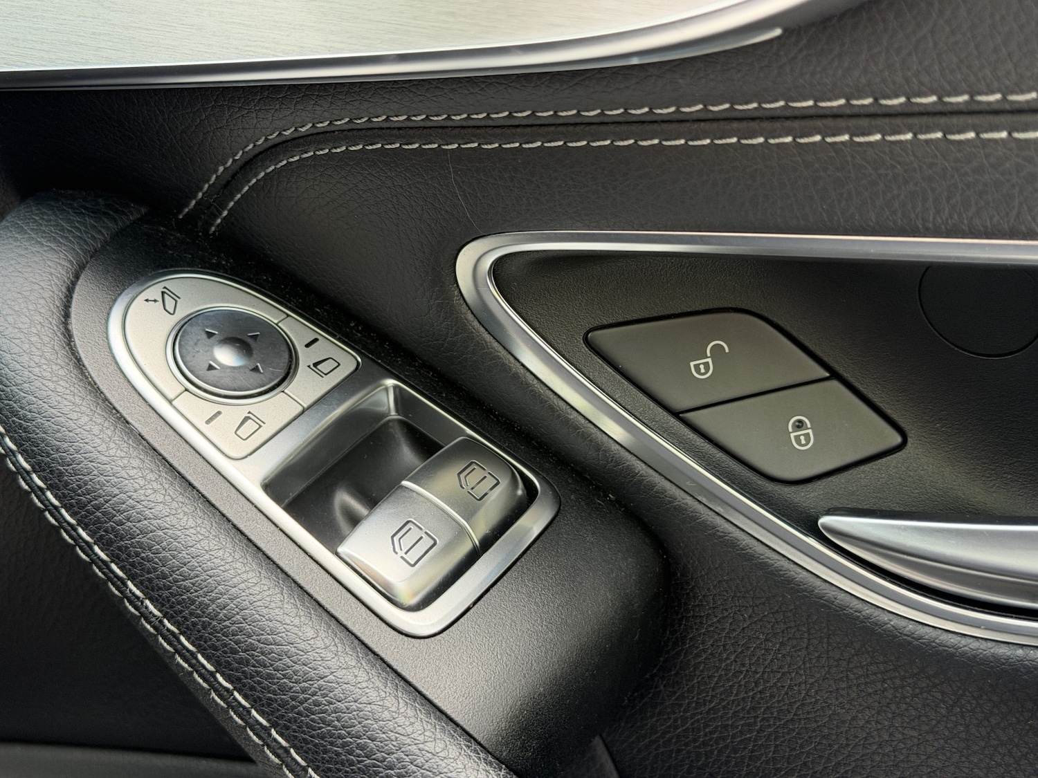 Used Mercedes-Benz C Class 2017 for sale - 76963312: Photo 12