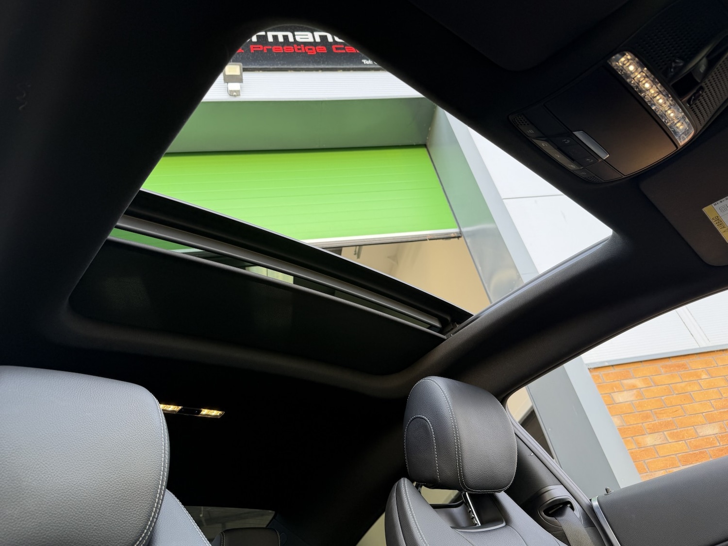 Used Mercedes-Benz C Class 2017 for sale - 76963312: Photo 17