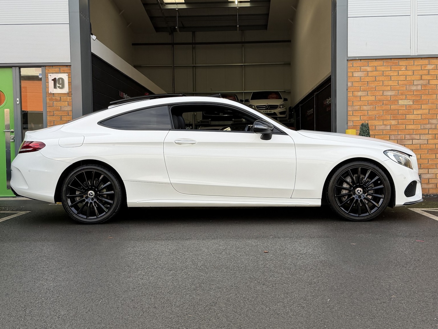 Used Mercedes-Benz C Class 2017 for sale - 76963312: Photo 22