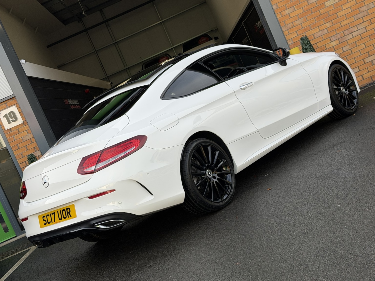 Used Mercedes-Benz C Class 2017 for sale - 76963312: Photo 23